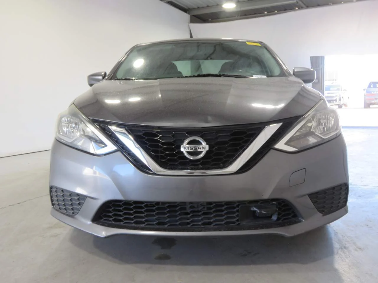 Used 2018 Nissan Sentra SV with VIN 3N1AB7AP1JY325642 for sale in Phoenix, AZ