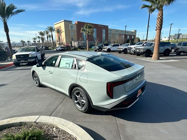 Used 2026 Haze Kia LXS image 5
