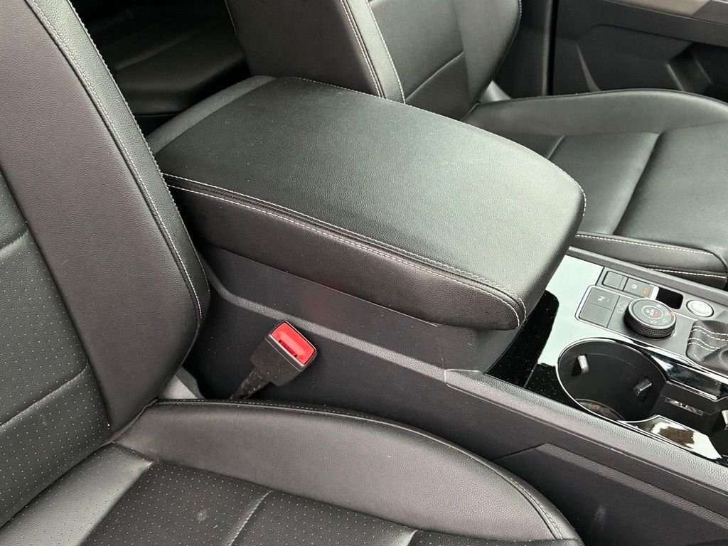 Used 2023 Black Volkswagen 3.6L V6 SEL R-Line image 49
