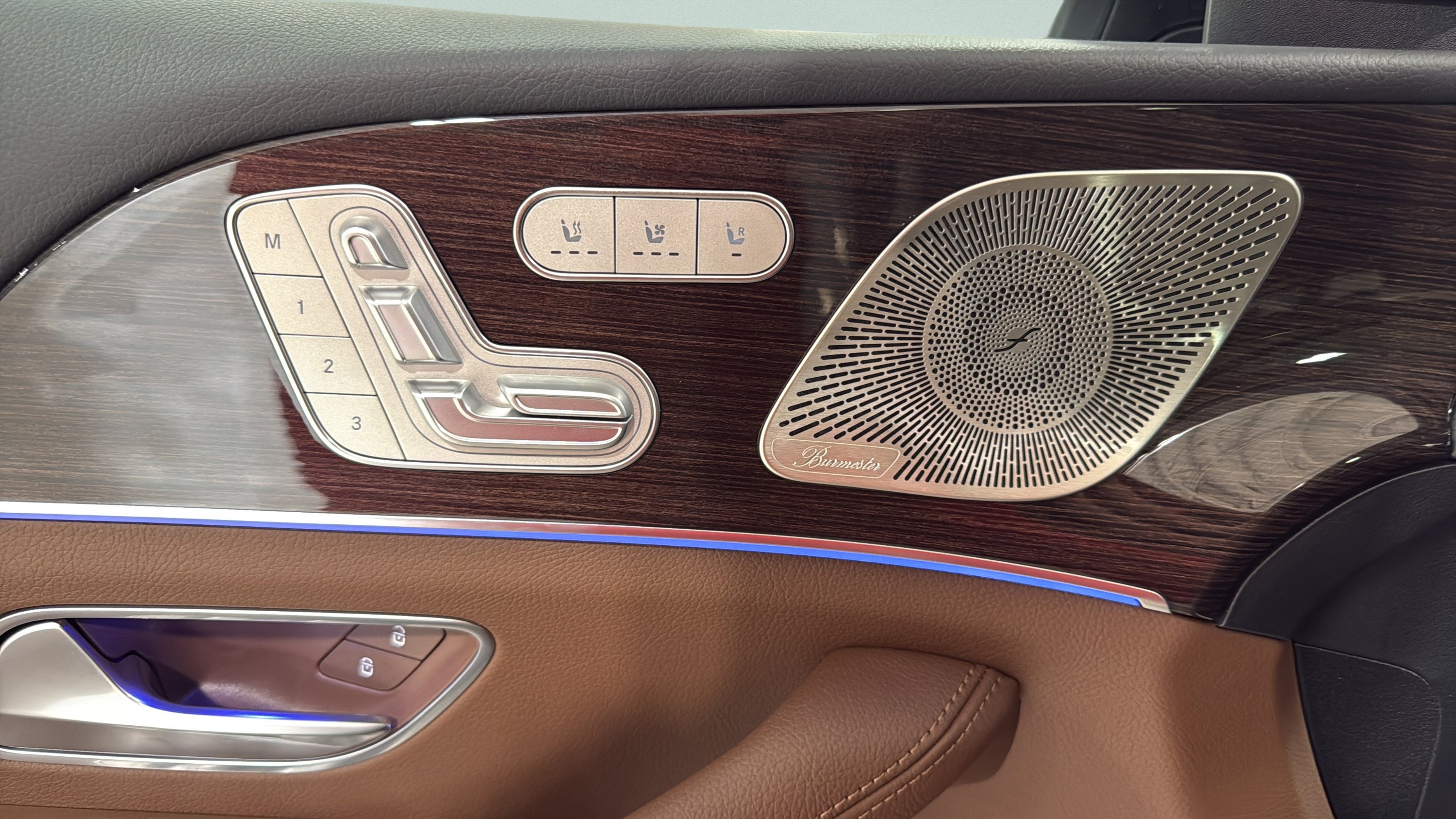 New 2026 Selenite Grey Metallic Mercedes-Benz GLS 450 image 13