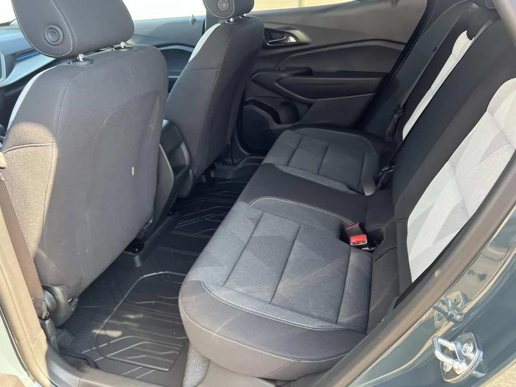 2026 Chevrolet Trax LS - Photo 9