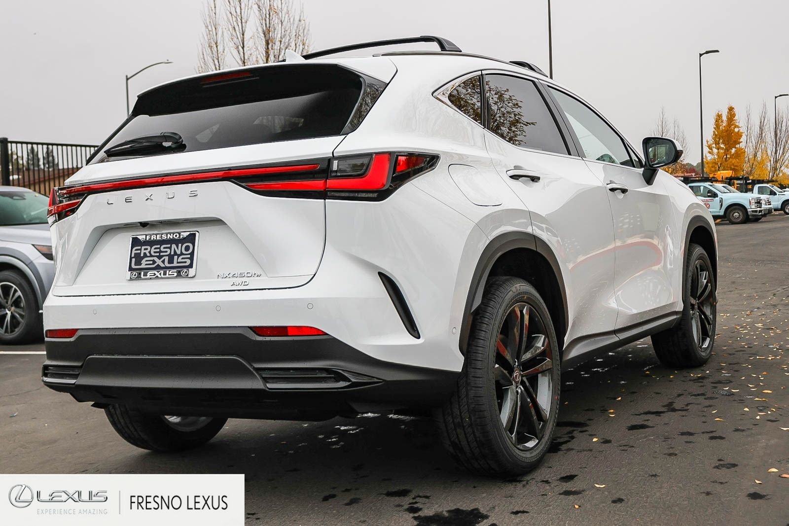 2026 Lexus NX 450h+ Luxury - Photo 6