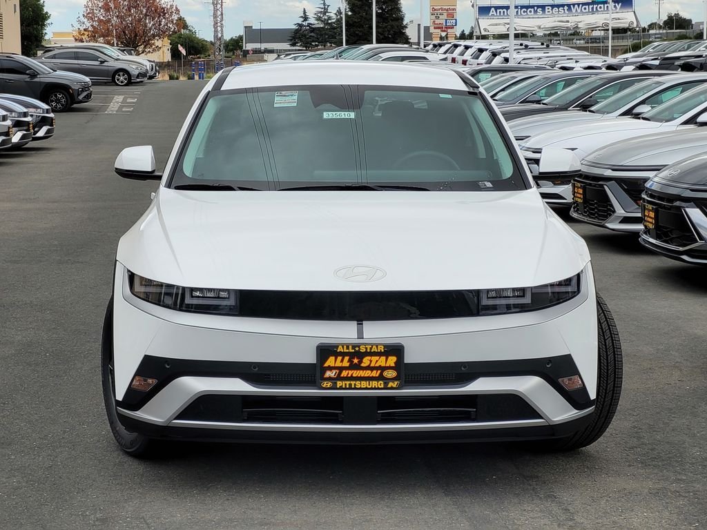 New 2026 White Hyundai SEL image 2