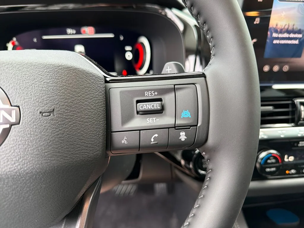 New 2026 Everest White Pearl TriCoat Nissan Platinum image 22