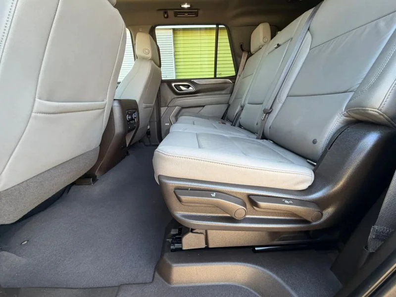 Used 2021 Silver Chevrolet Z71 Sport Utility 4D image 24