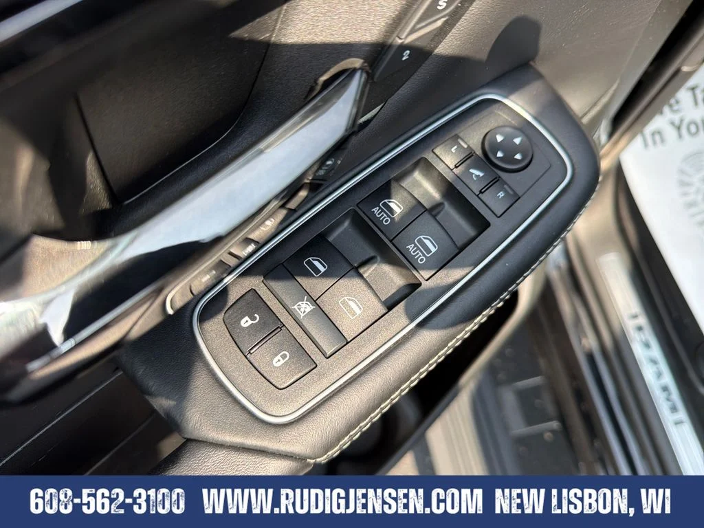 Used 2022 Black Ram Limited image 11