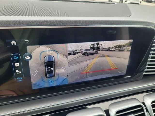 Used 2026 Gray Mercedes-Benz GLE 450 image 21