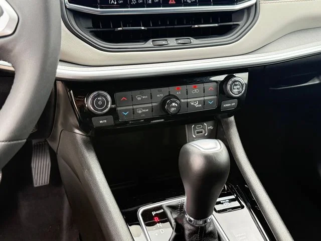 Used 2025 Red Jeep Limited image 19