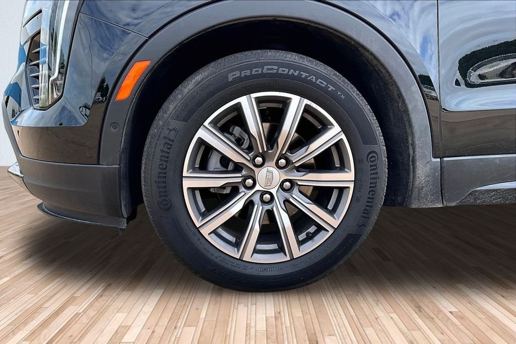 Used 2022 Black Cadillac Sport image 8