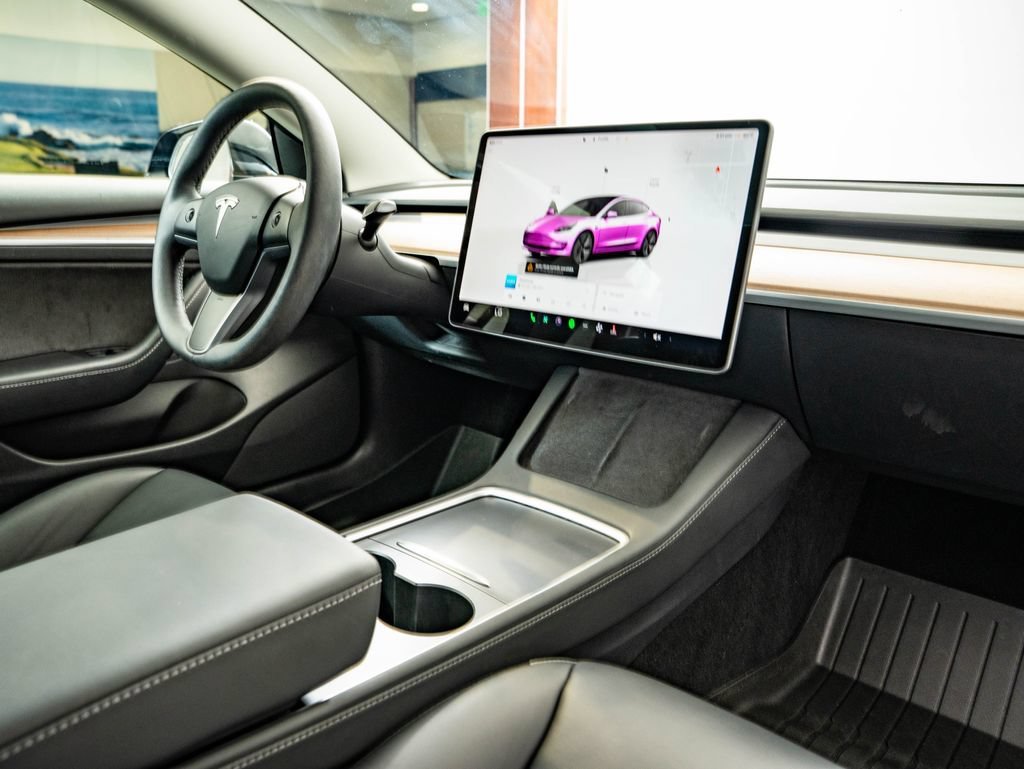 Used 2023 Black Tesla  image 43