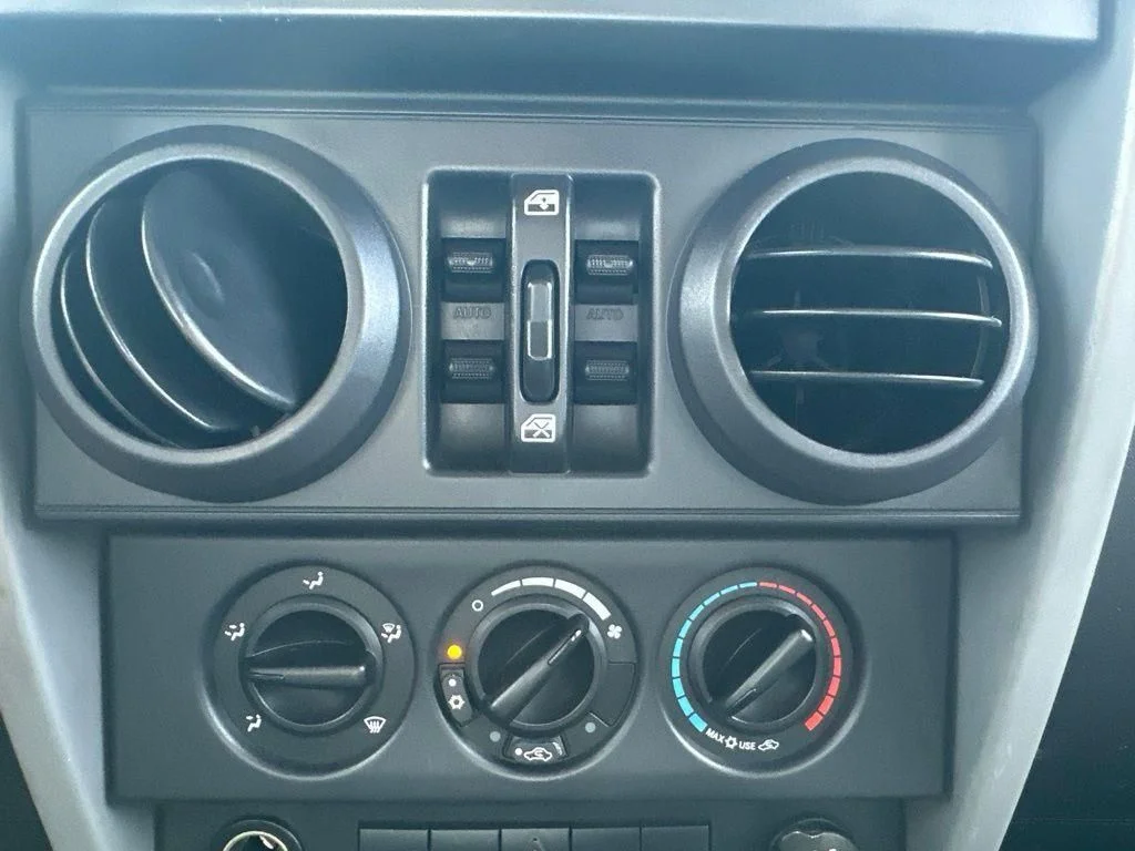 Used 2009 Orange Jeep Unlimited X image 30