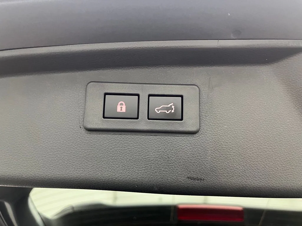 Used 2025 Gray Subaru Wilderness image 11