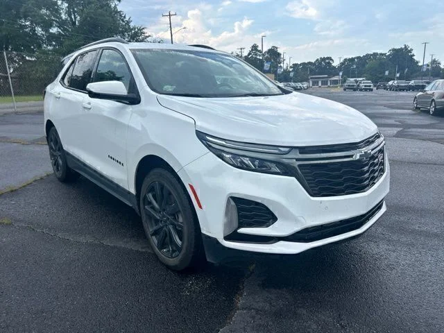 Used 2022 White Chevrolet RS image 6