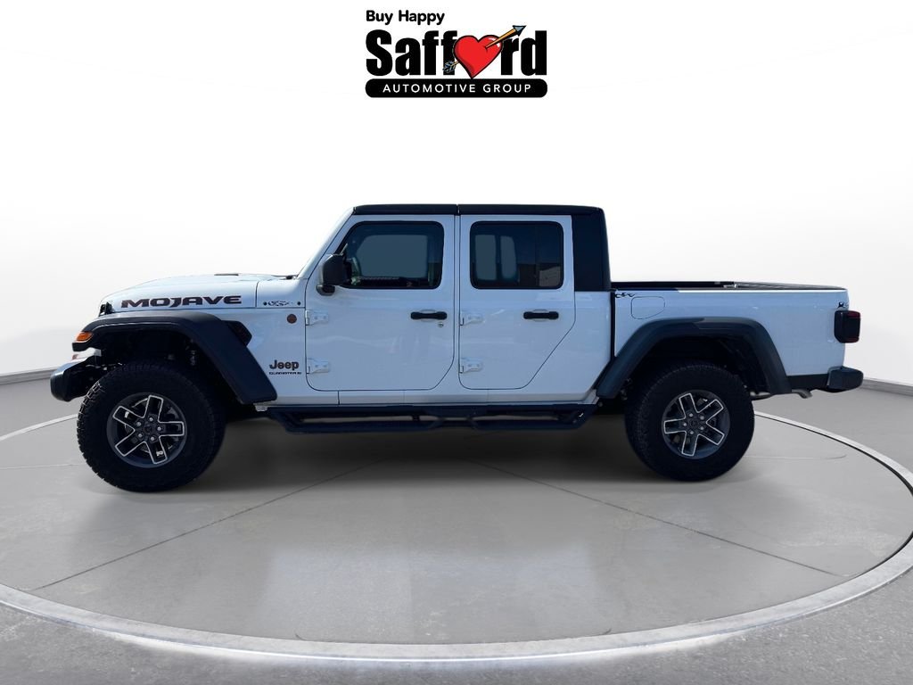 Used 2025 White Jeep Mojave image 4