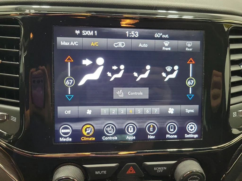 Certified Used 2021 Black Jeep Overland image 41
