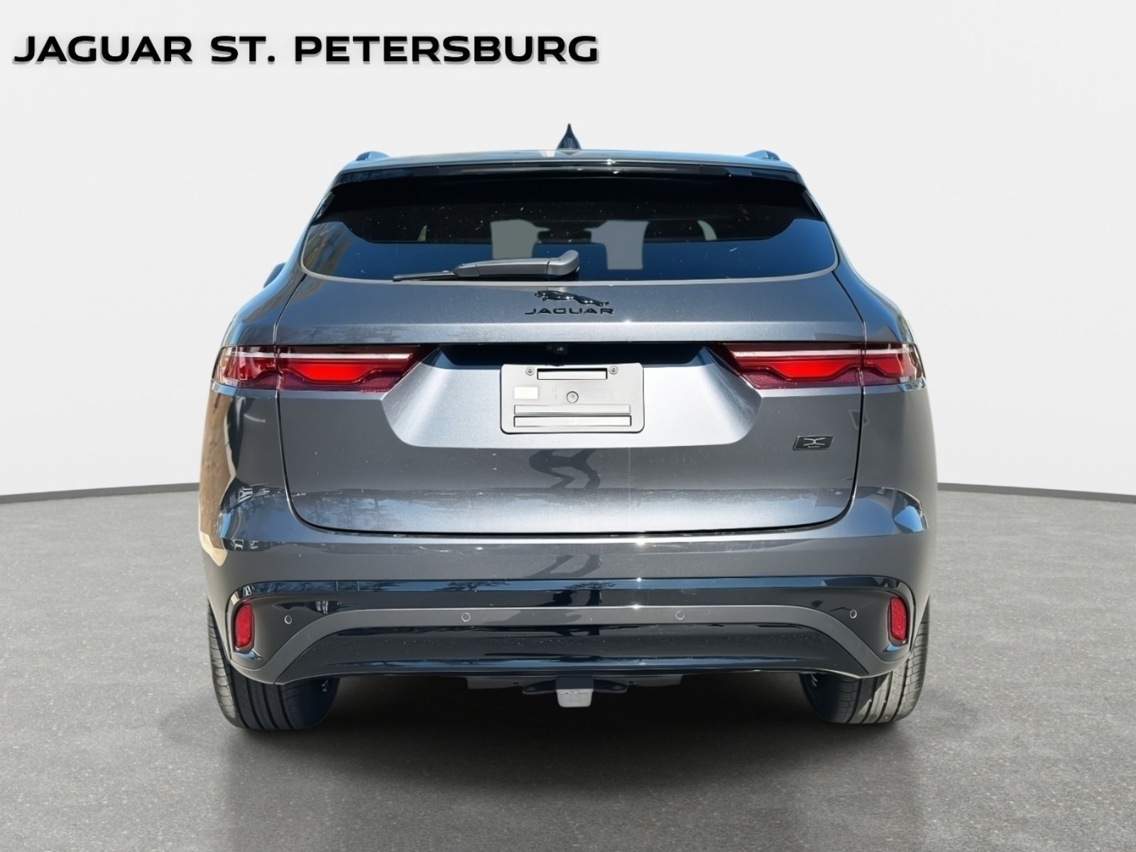 Used 2026 Gray Jaguar P250 R-Dynamic S image 3
