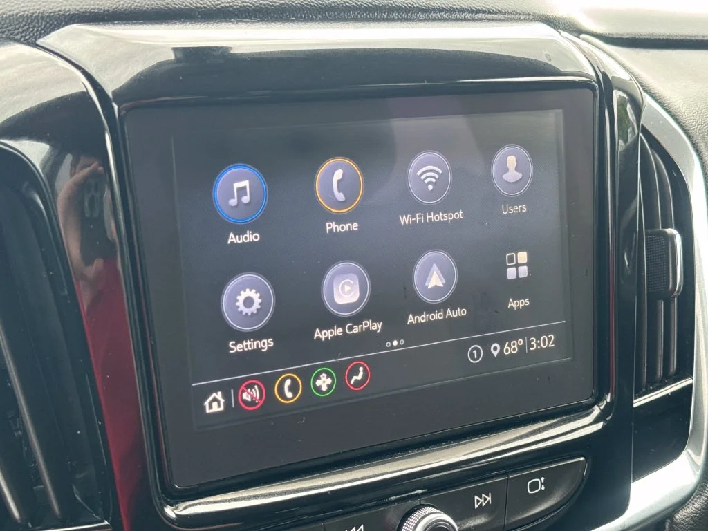Used 2020 Gray Chevrolet 3LT image 25