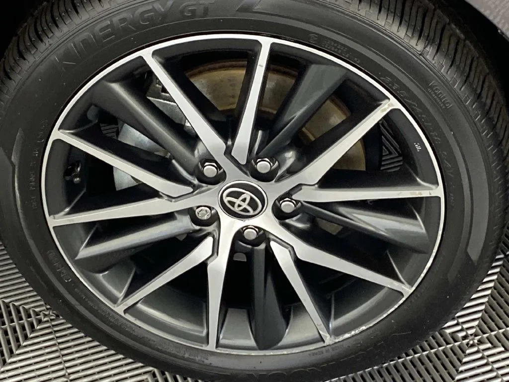 Used 2024 Predawn Gray Mica Toyota XLE image 27