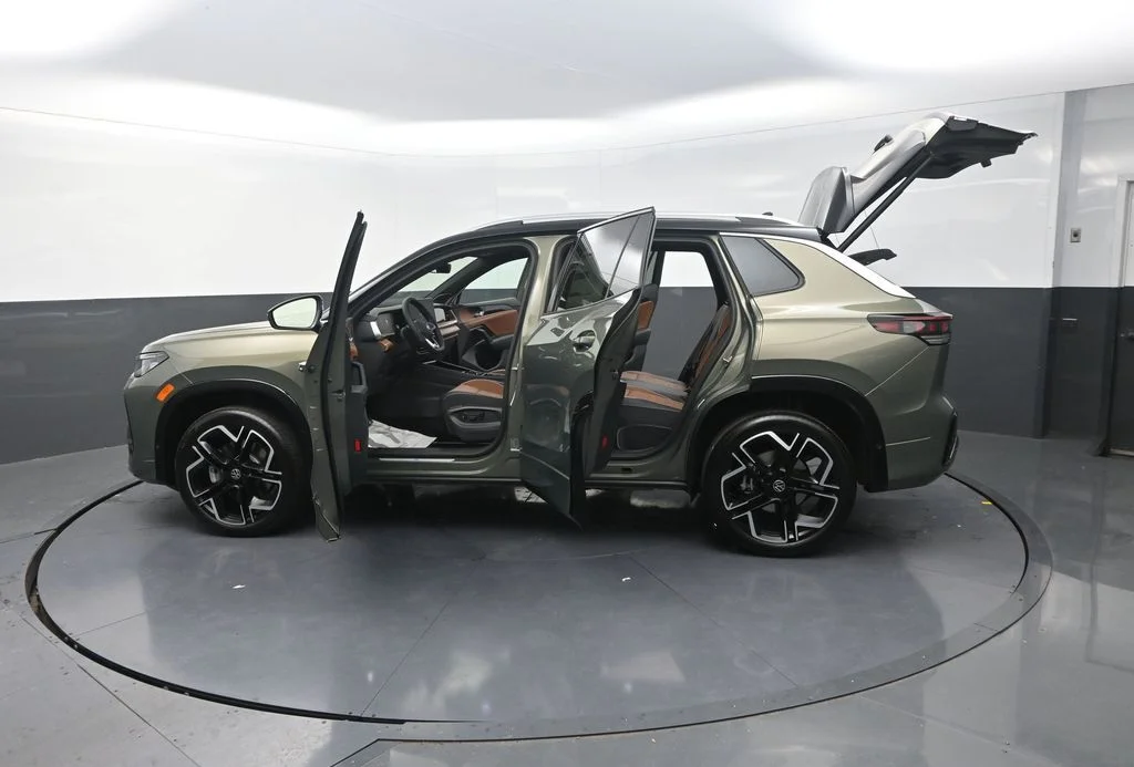 New 2026 Green Volkswagen 2.0T SEL R-Line image 33