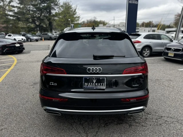 Used 2023 Mythos Black Metallic Audi S line Premium image 7