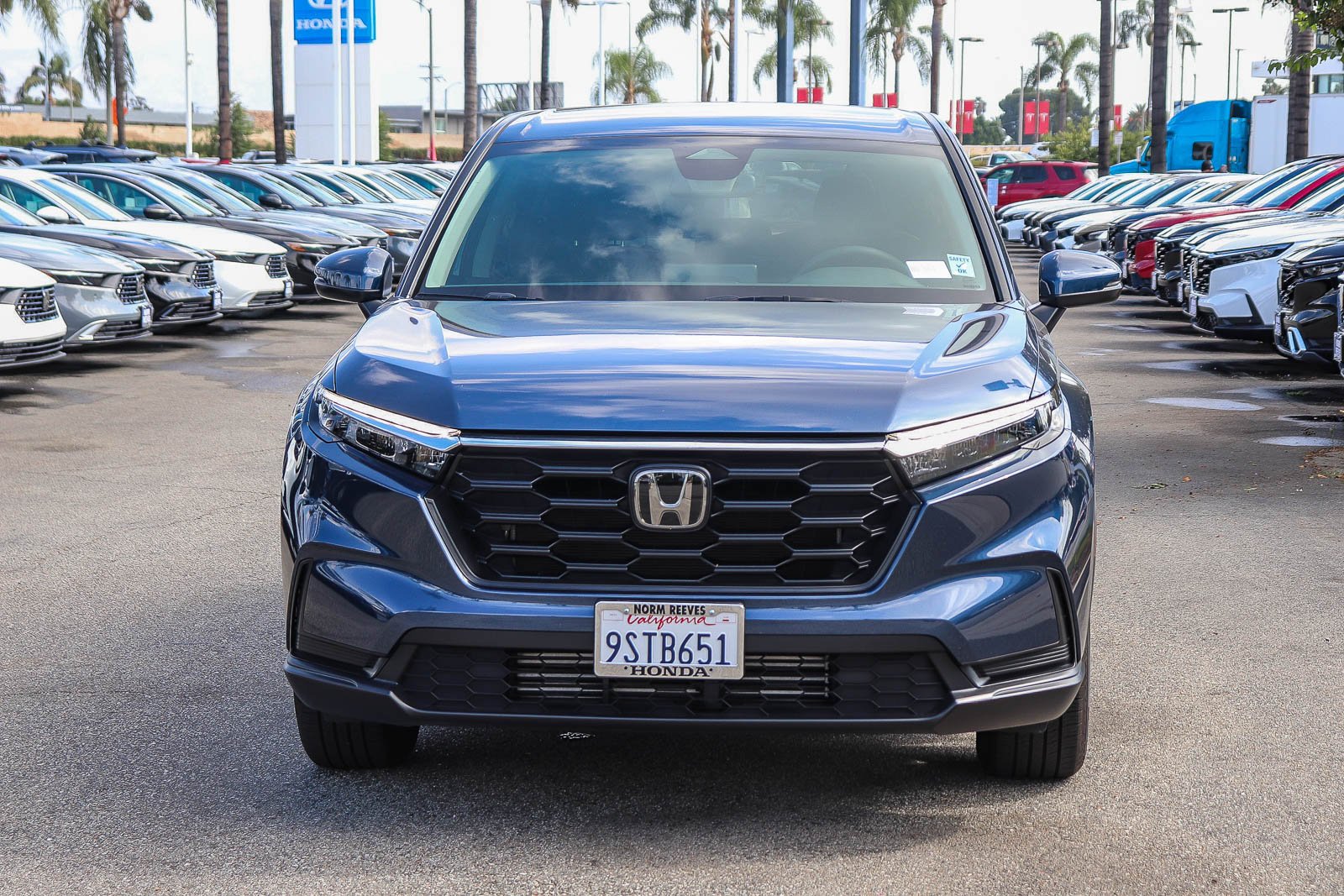 Certified Used 2025 Blue Honda LX image 2