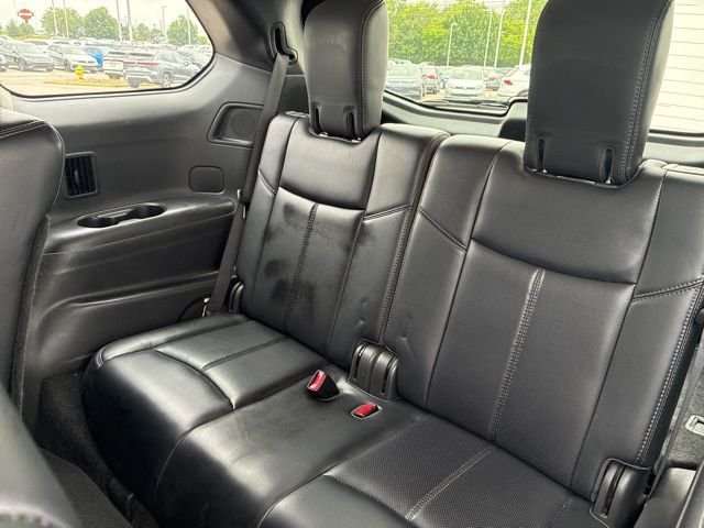 Used 2017 Caspian Blue Nissan Platinum image 7