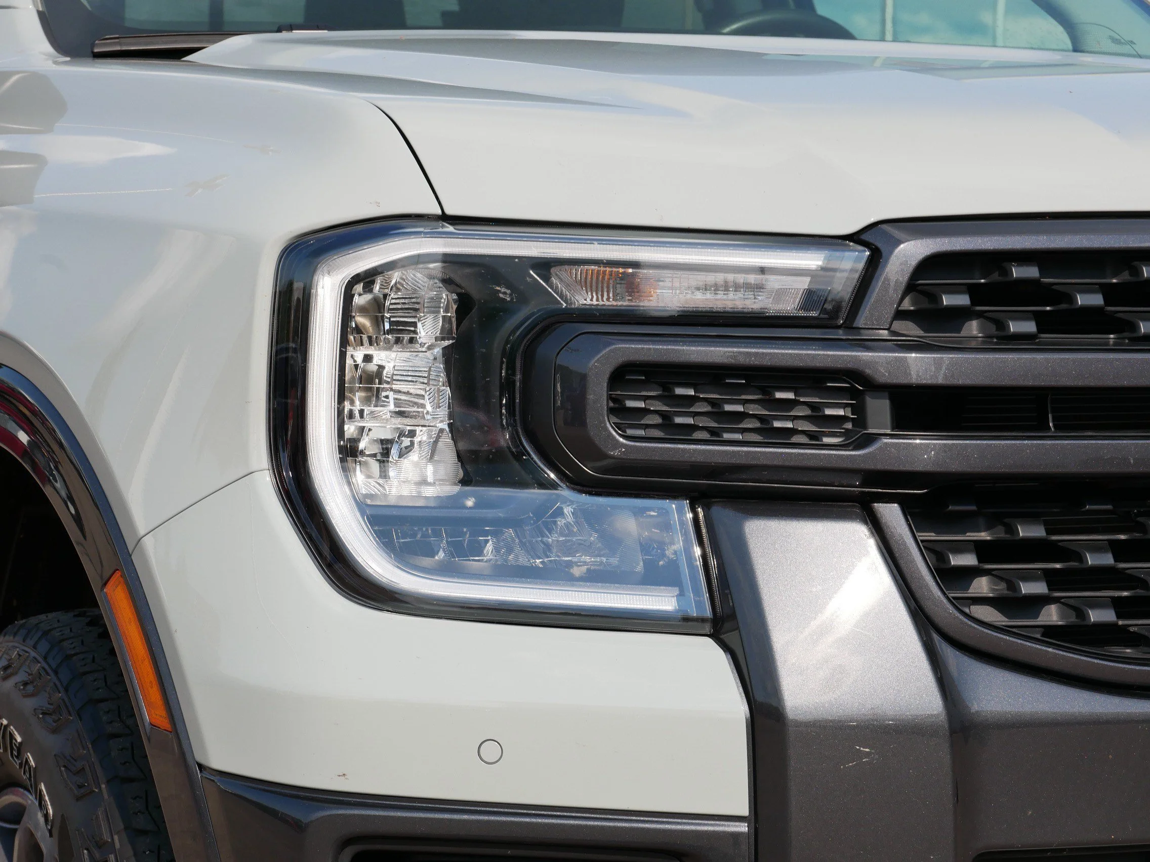 Used 2024 Cactus Grey Ford XLT image 16