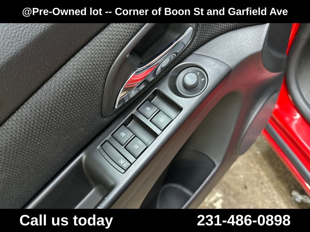Used 2014 Red Chevrolet 1LT image 15