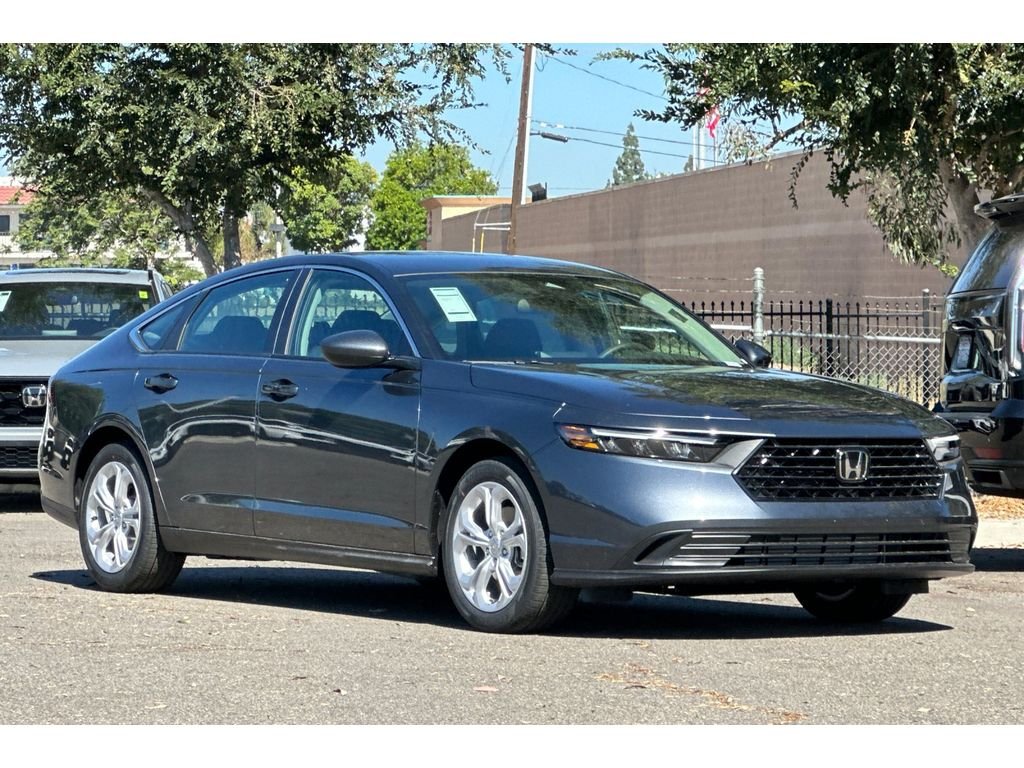 New 2026 Meteorite Gray Metallic Honda LX image 2