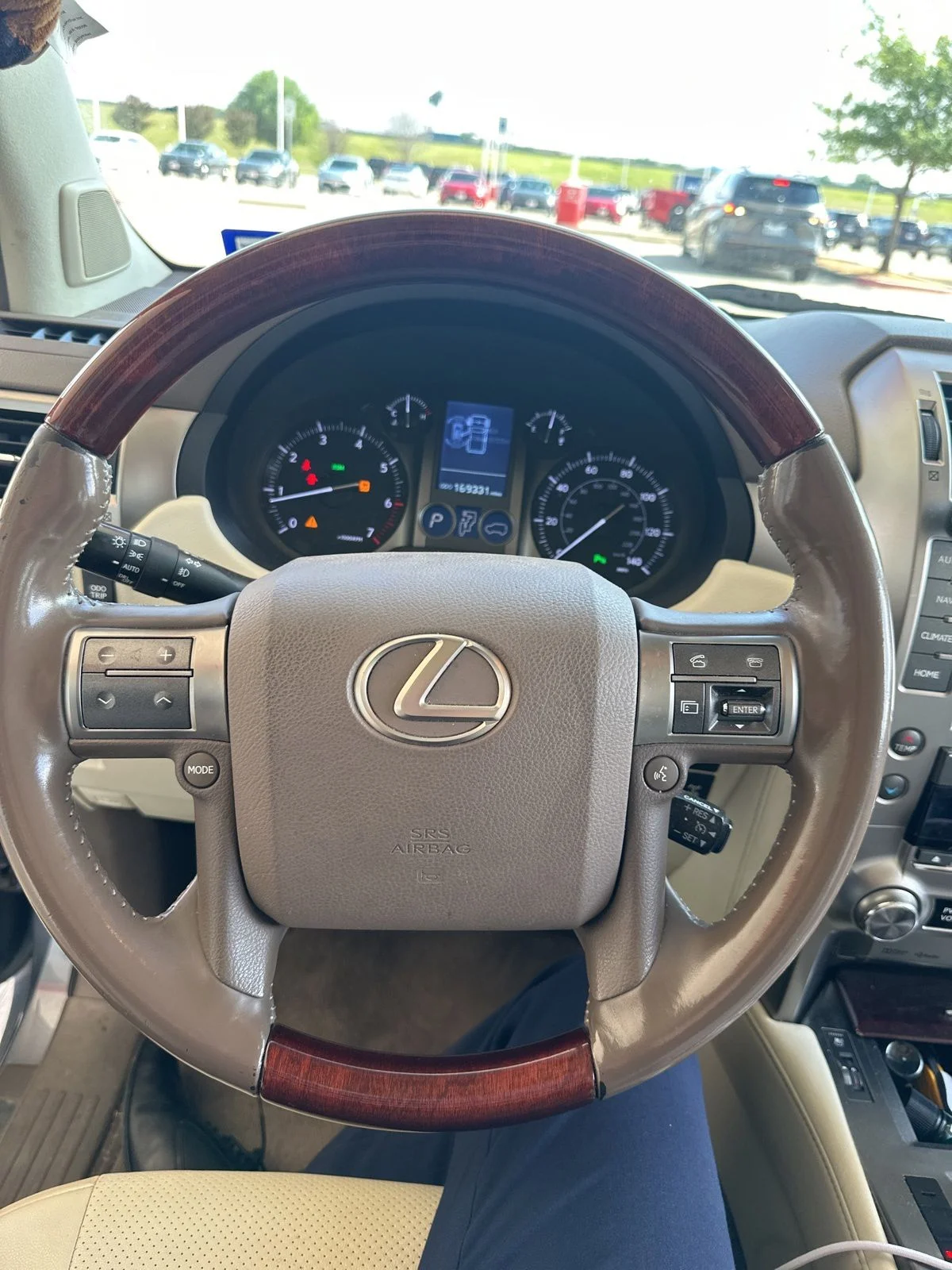 Used 2015 Gray Lexus 460 image 18