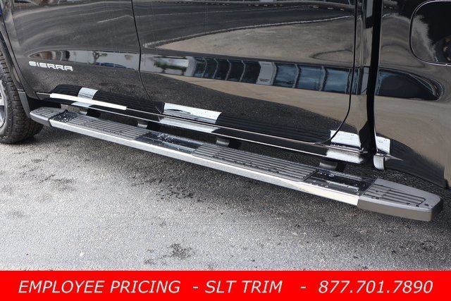 2026 GMC Sierra 1500 SLT - Photo 9