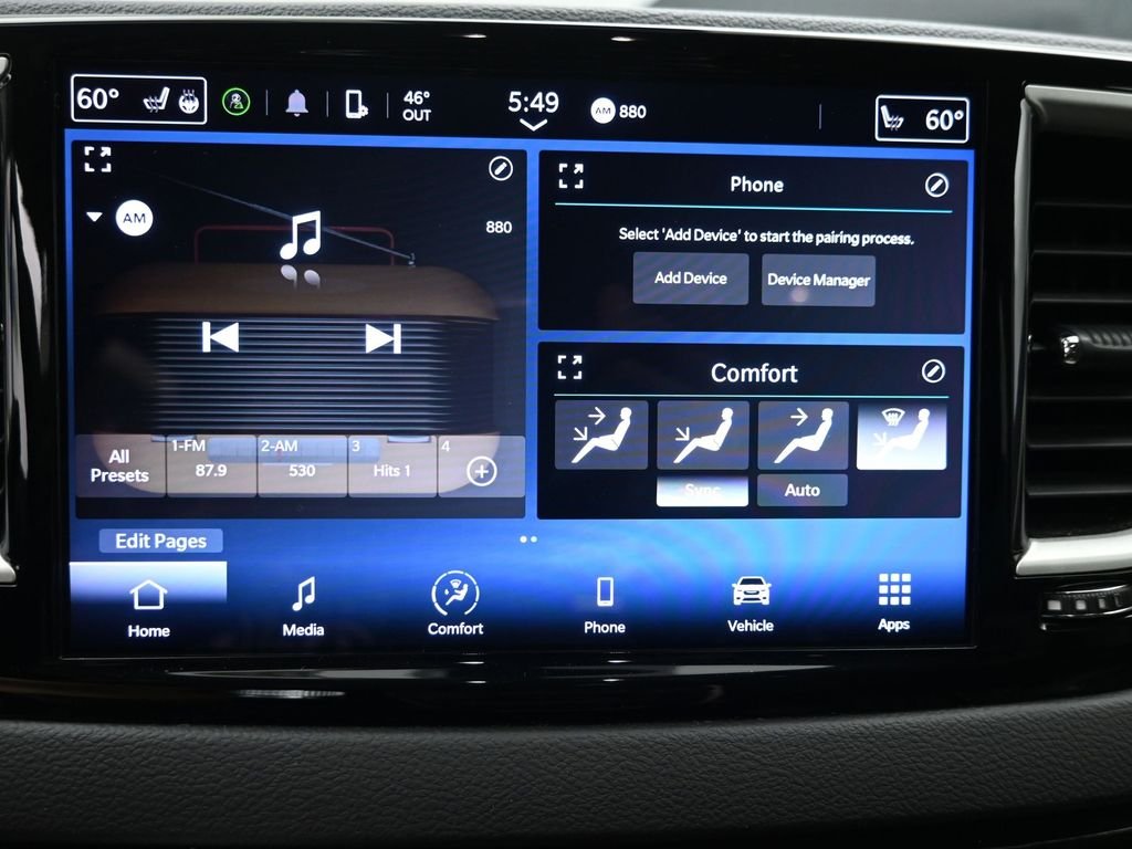 Used 2023 Black Chrysler Touring L image 21