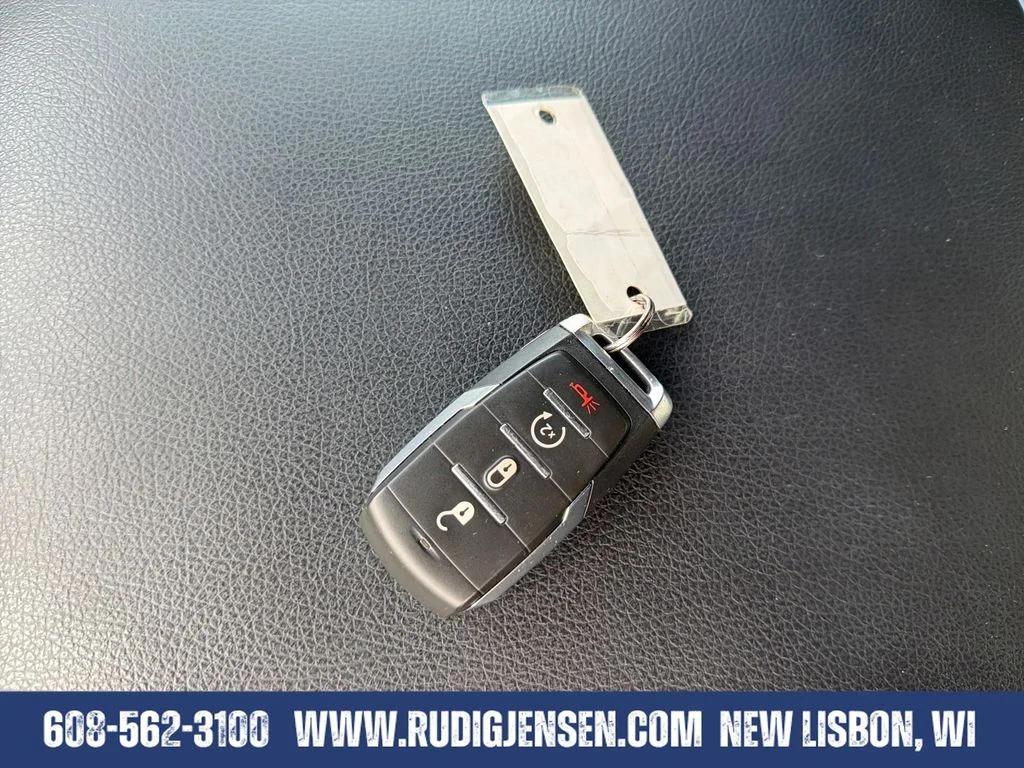 Used 2022 Silver Ram Big Horn/Lone Star image 28