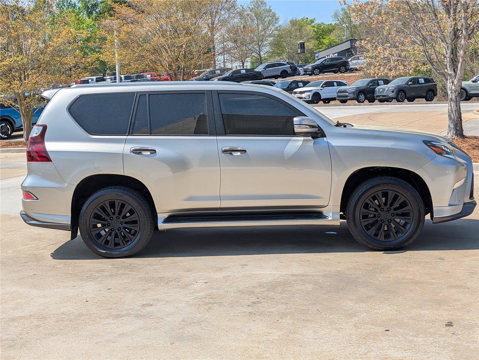 2022 Lexus GX LUXURY - Photo 6