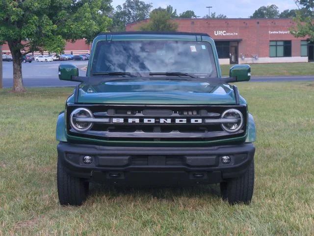 Used 2023 Green Ford Outer Banks image 16