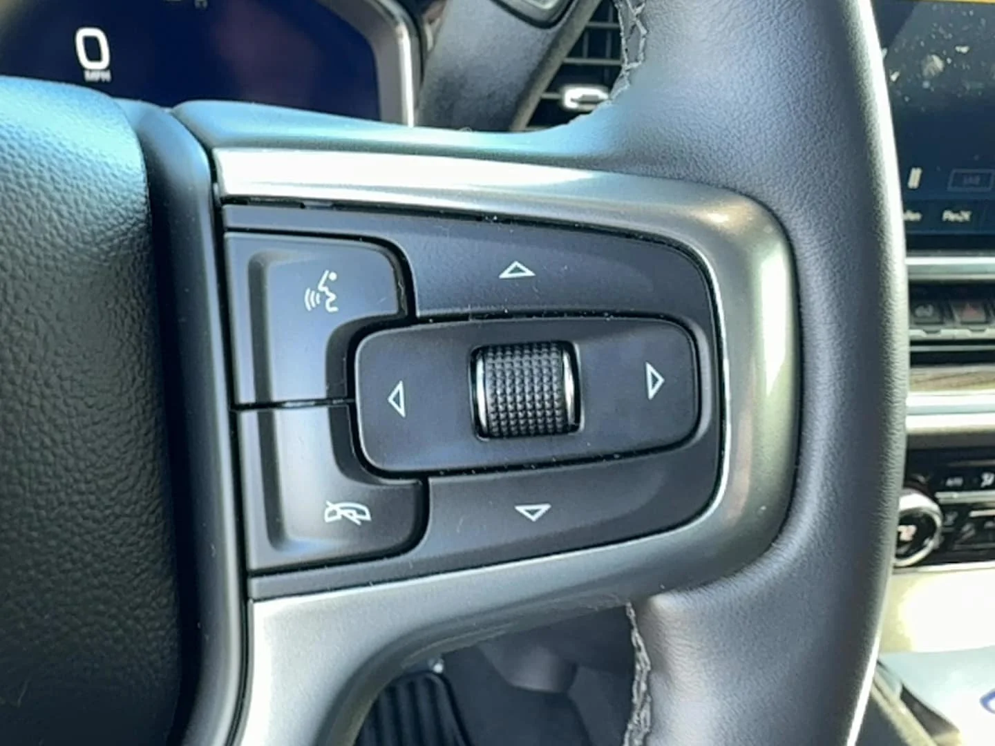 Used 2023 Sterling Gray Metallic Chevrolet LT image 17