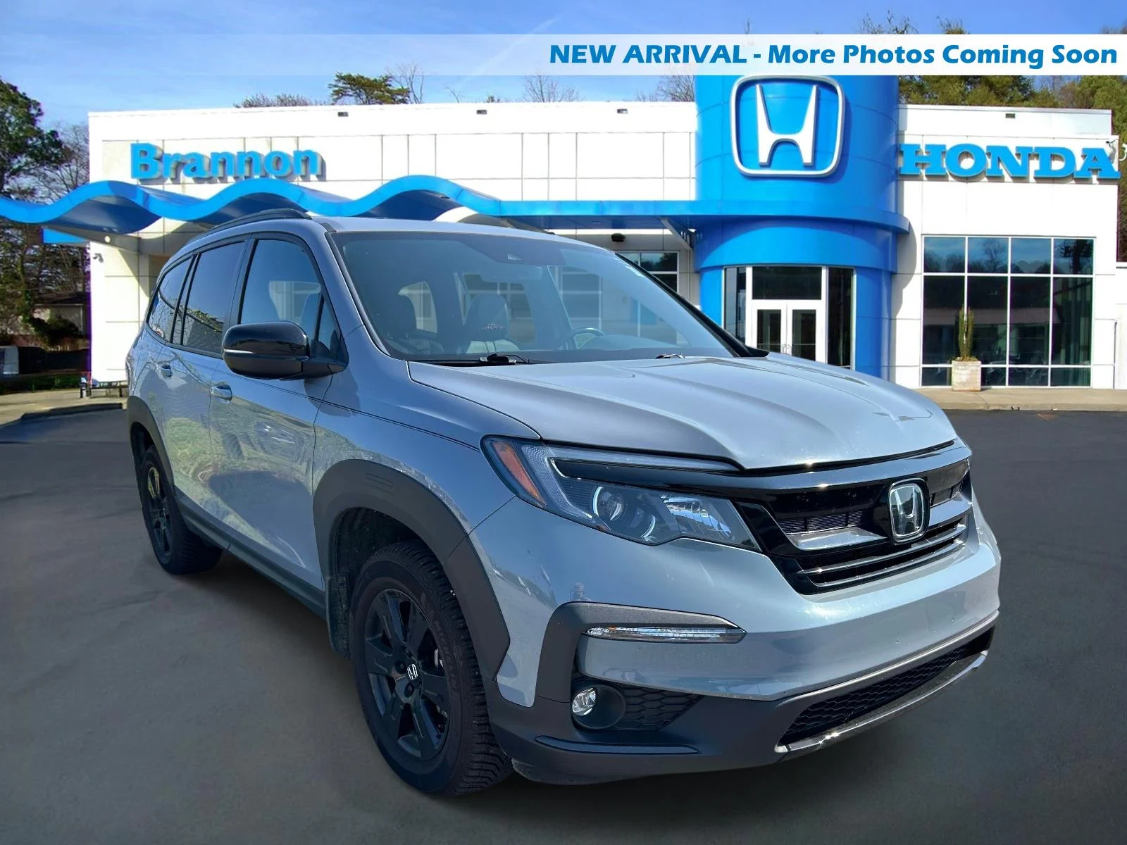 Used 2022 Gray Honda TrailSport image 1