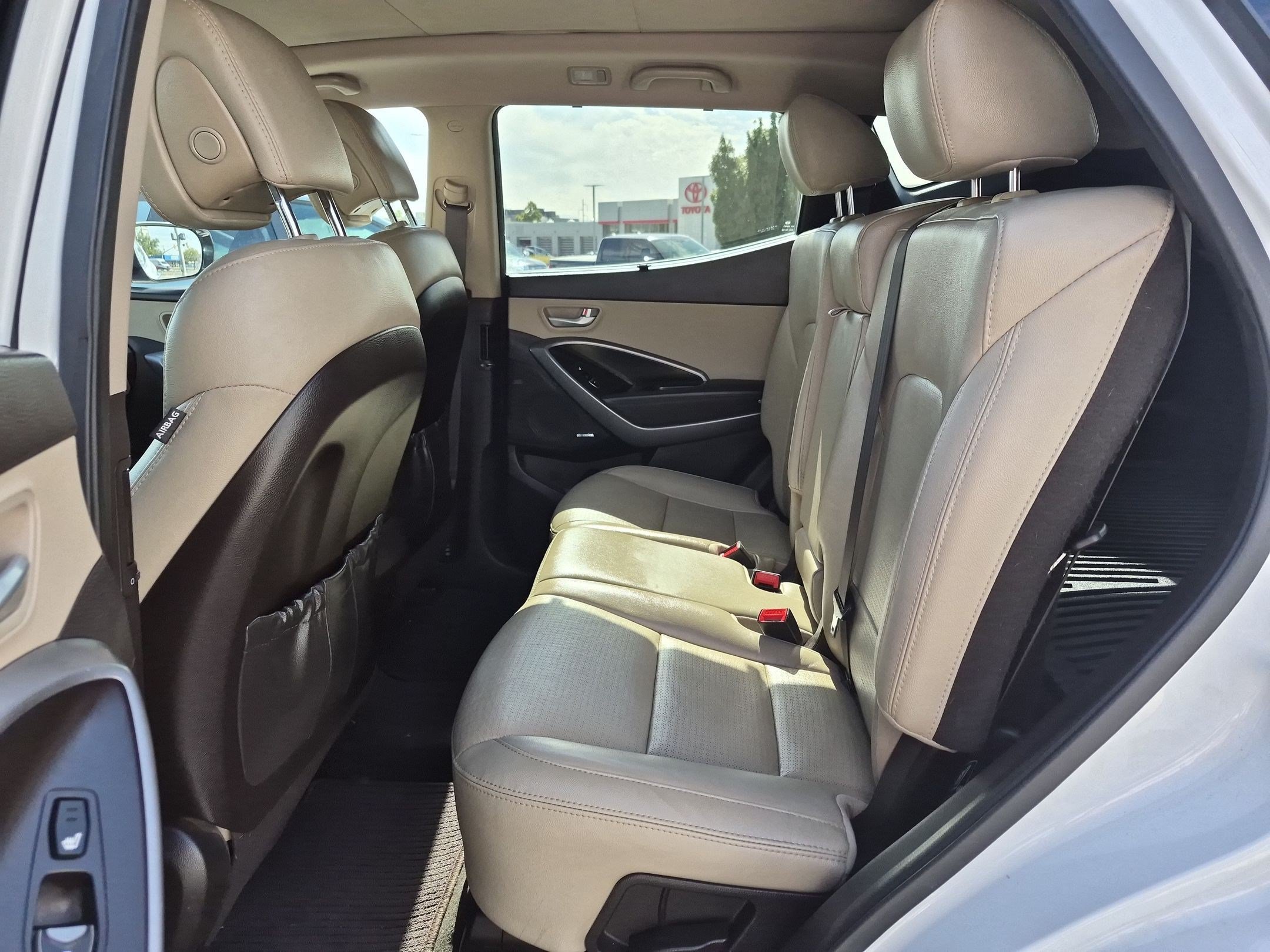 Used 2016 Frost White Pearl Hyundai 2.4 Base image 26