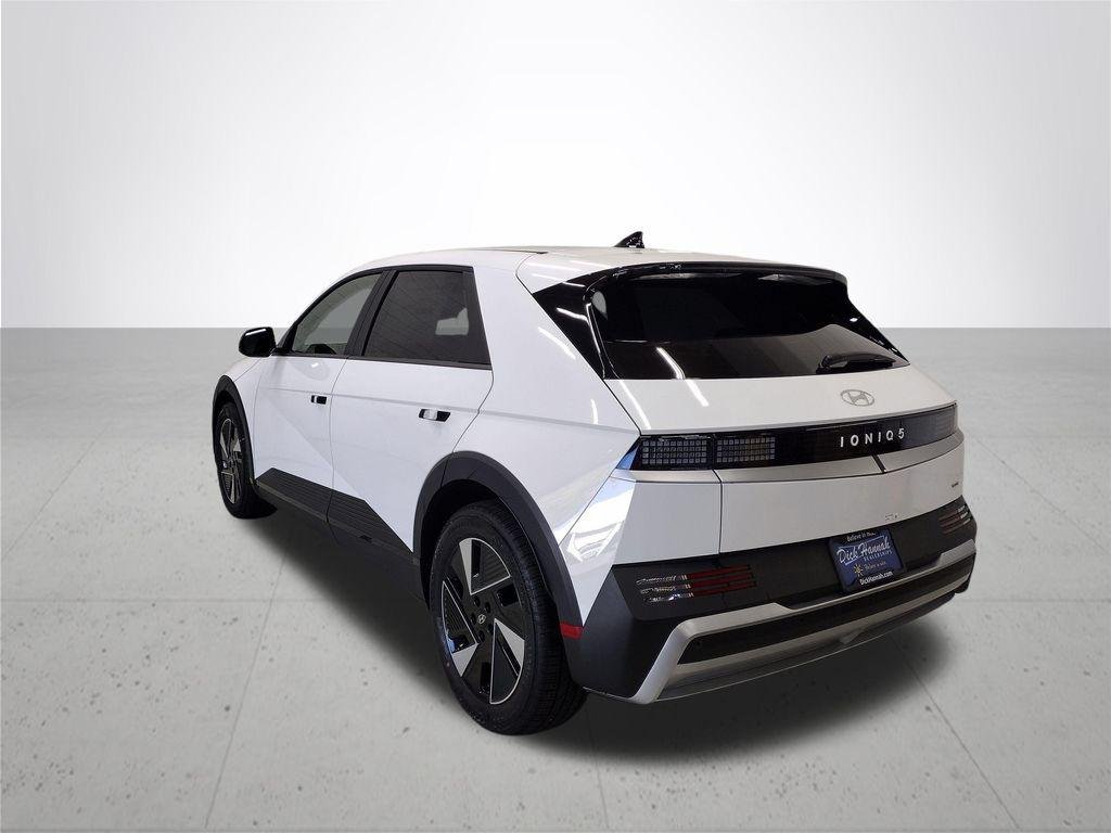New 2026 White Hyundai SEL image 12