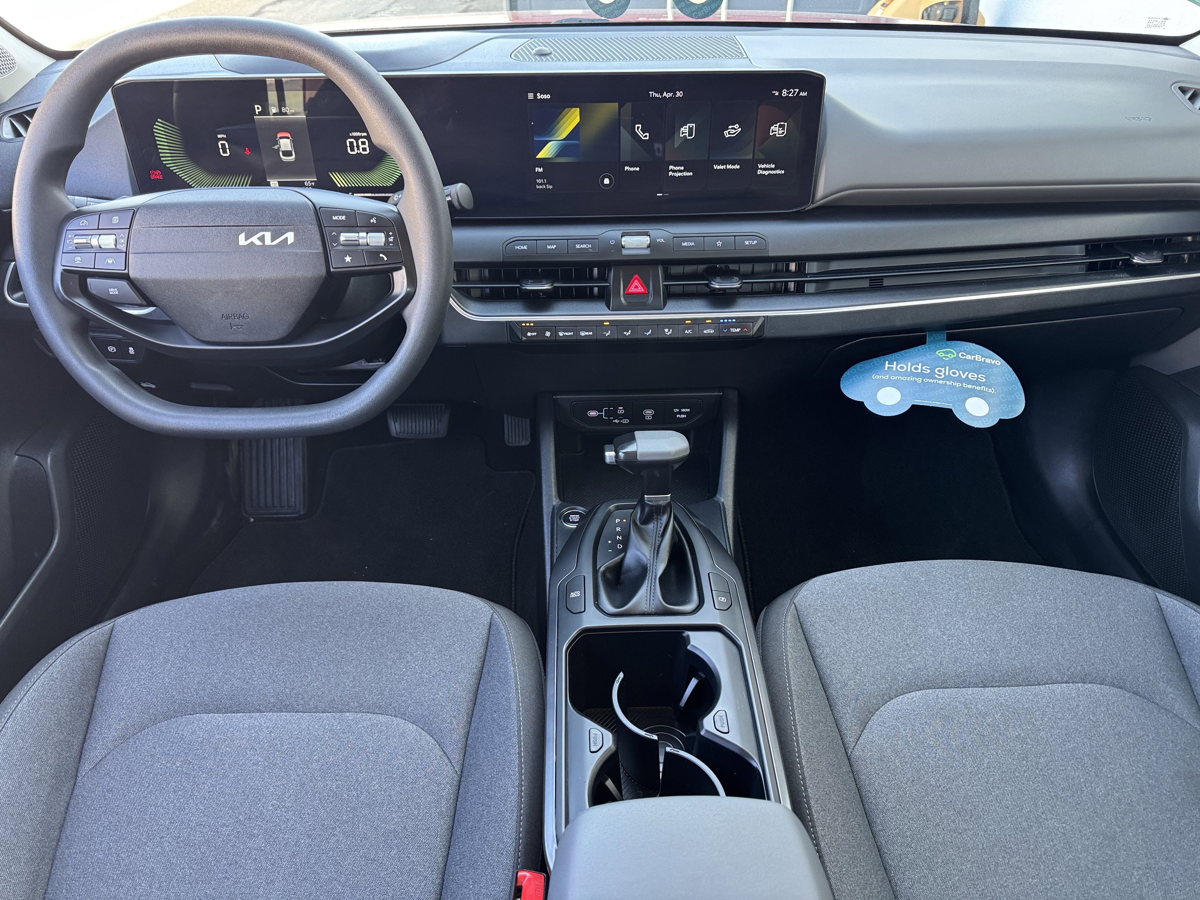 2025 Kia K4 LXS - Photo 16