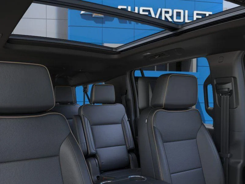 2026 Chevrolet Suburban Premier - Photo 24