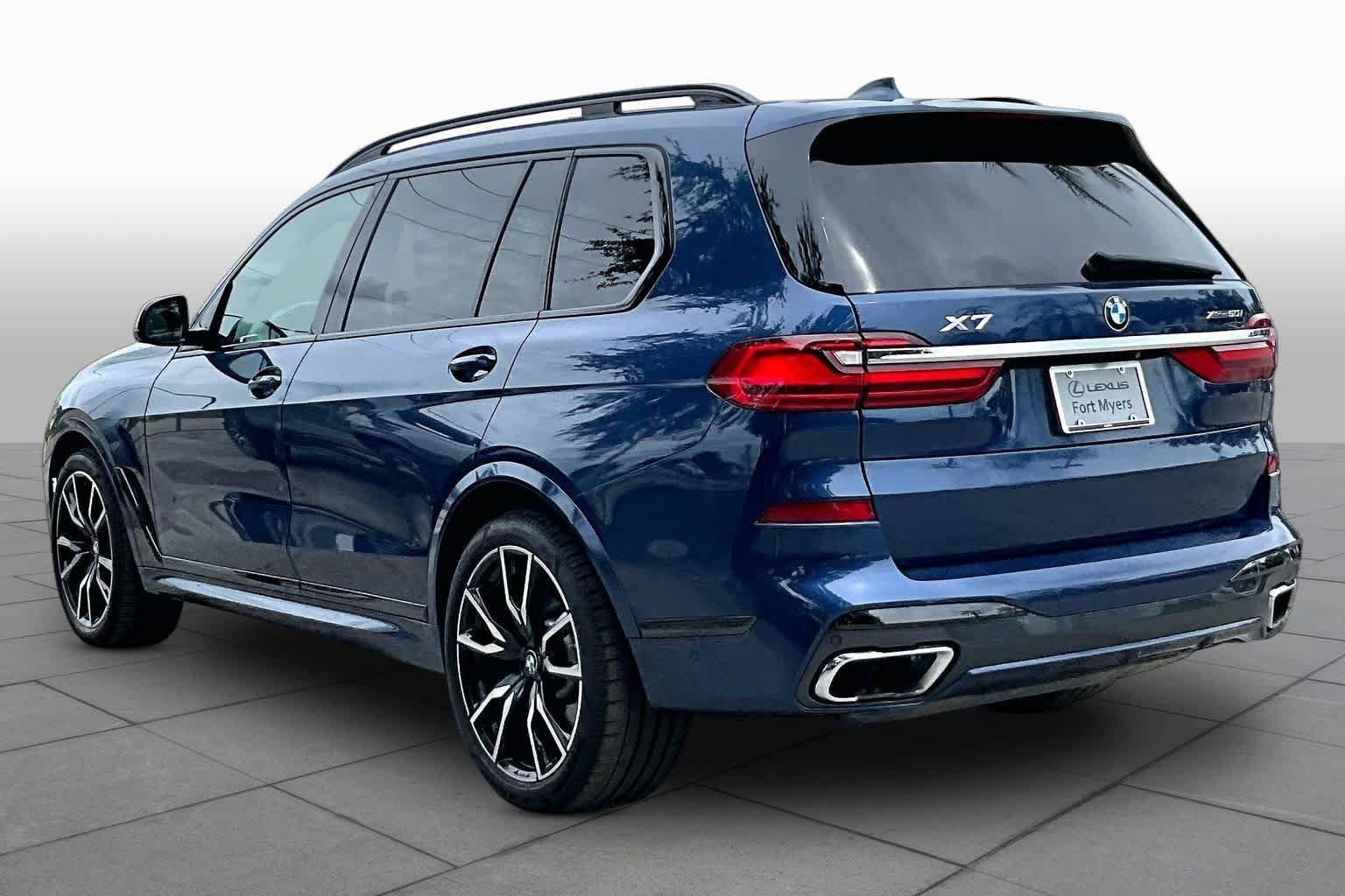 Used 2019 Phytonic Blue Metallic BMW xDrive50i image 12