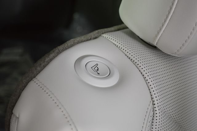 New 2026 White Hyundai SEL 7P image 18