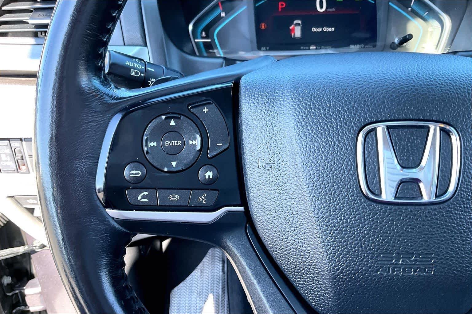 Used 2018 PACIFIC PEWTER METALLIC Honda EX-L image 22