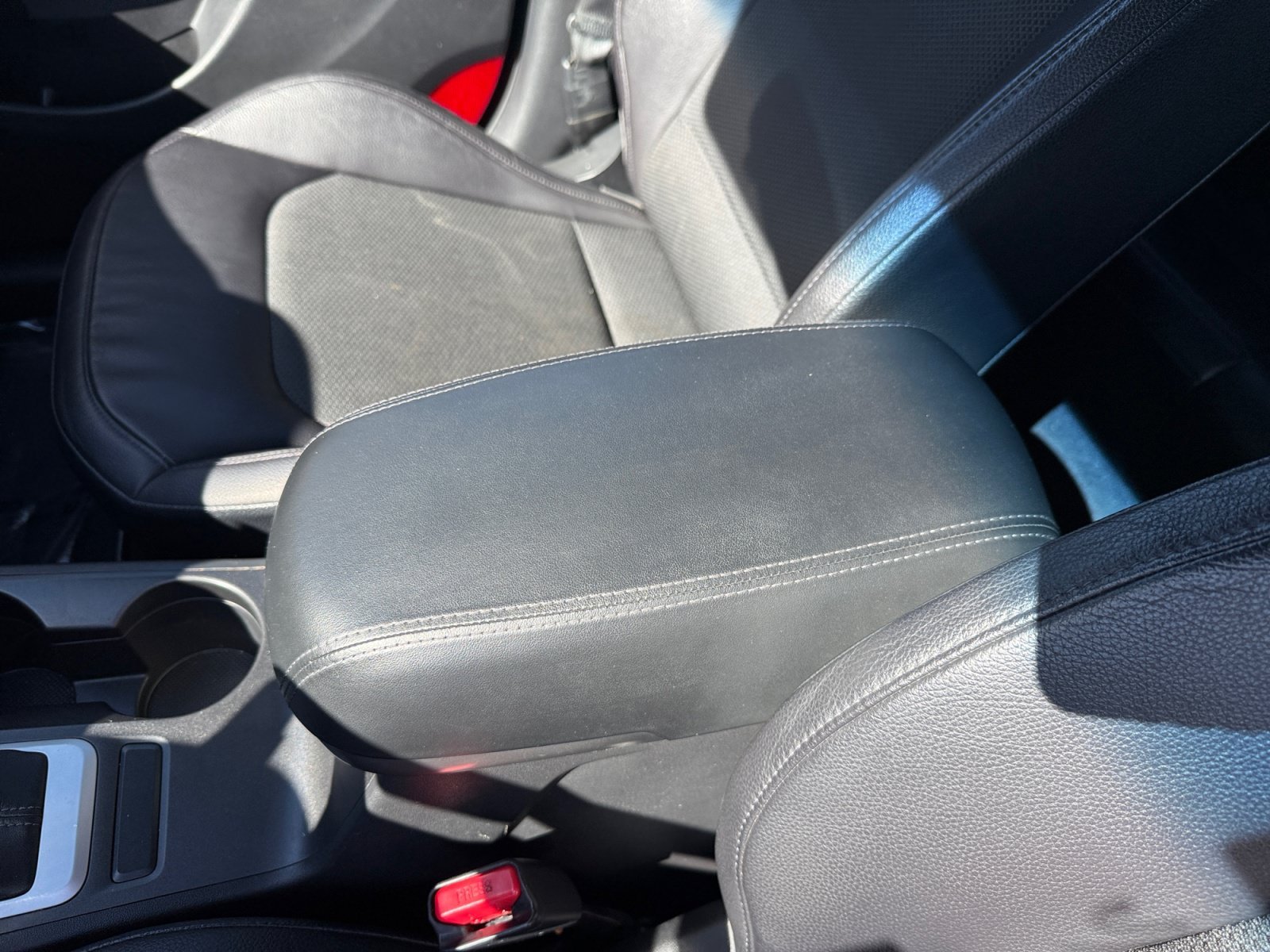 Used 2014 Shadow Hyundai SE image 14