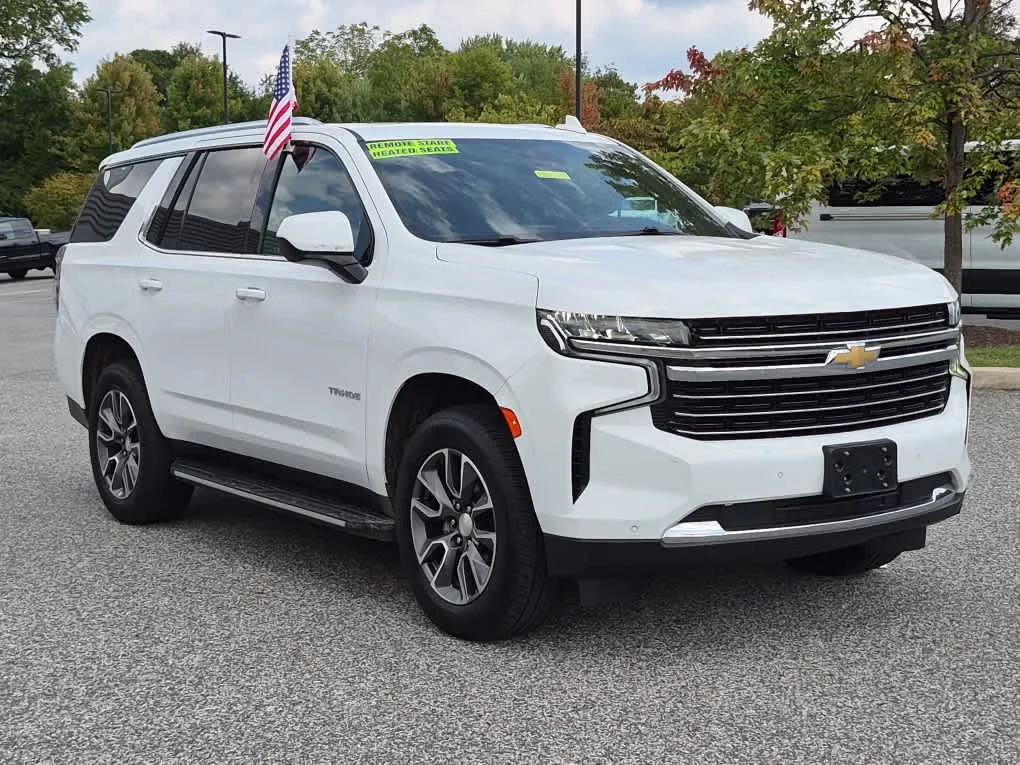 Used 2022 Summit White Chevrolet LT image 2