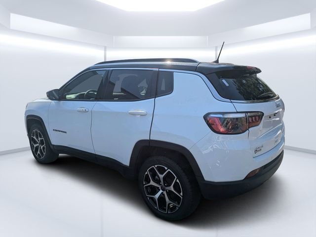 Used 2025 White Jeep Limited image 5