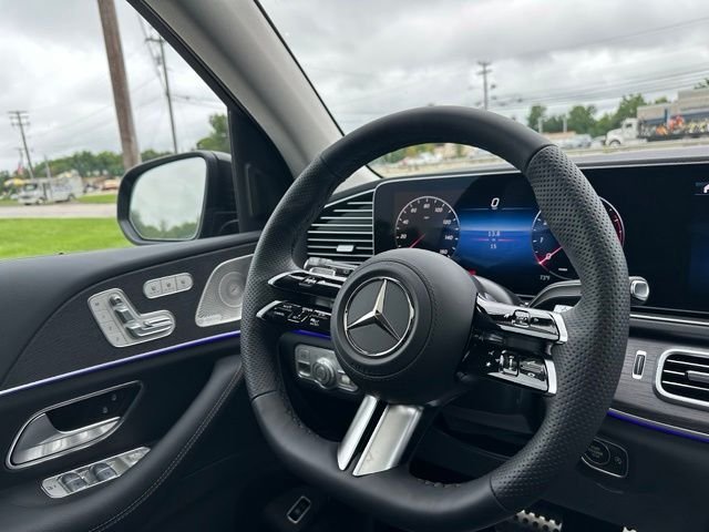New 2026 Obsidian Black Metallic Mercedes-Benz GLS 450 image 35