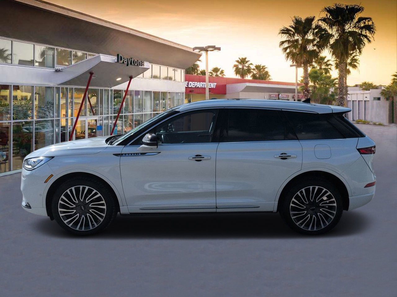 Used 2021 White Lincoln Reserve image 6
