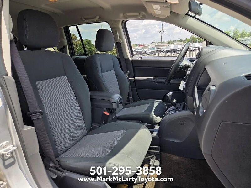 Used 2013 Bright Silver Metallic JEEP FWD 4DR LATITUDE image 15